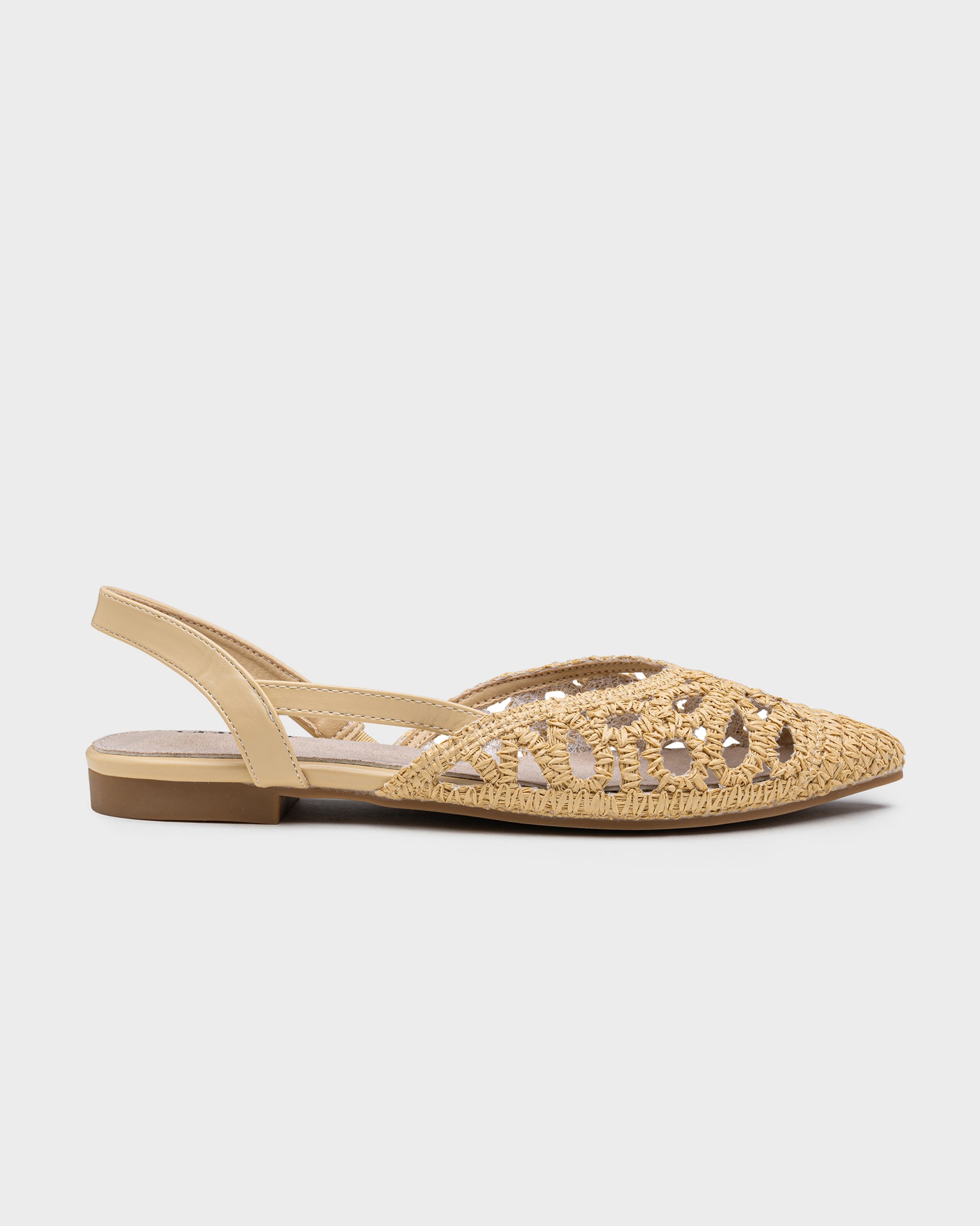 Sapatos baixos com bico trançado e design sem calcanhar