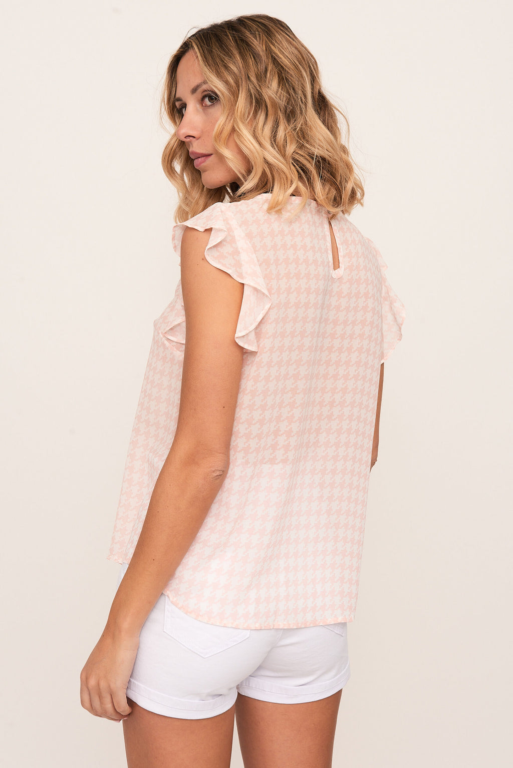 Blusa Xadrez Branca e Rosa com Folhos