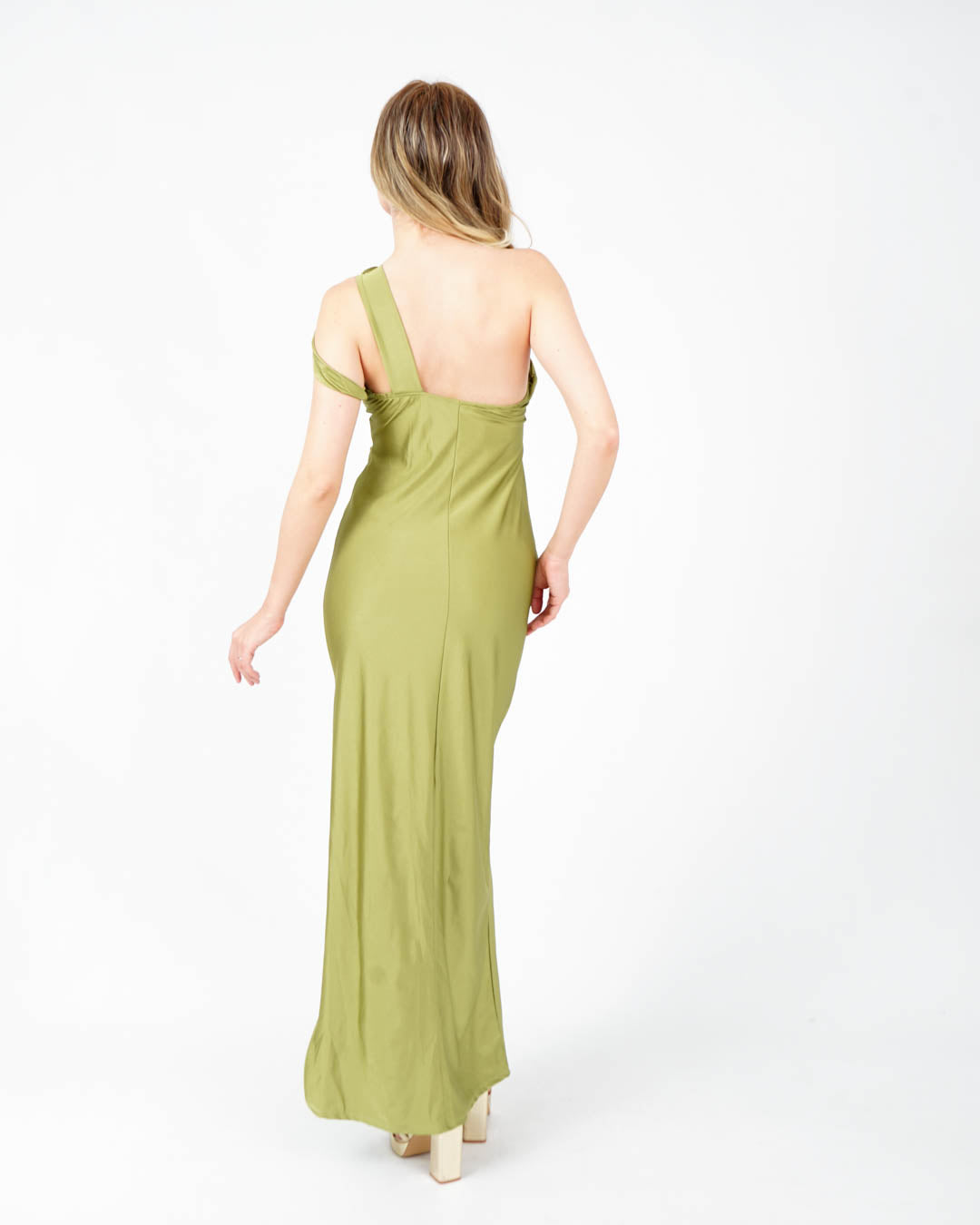 Vestido assimétrico verde