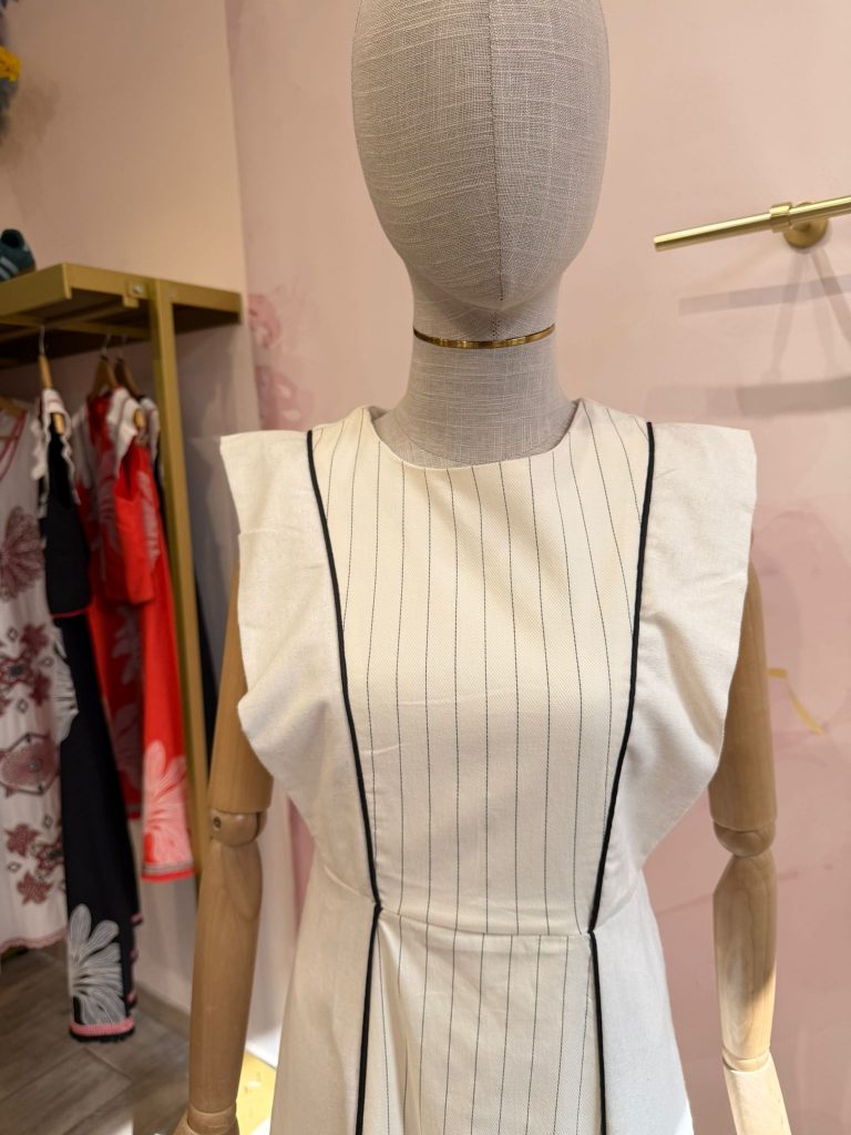 Vestido Midi Renata em Algodão e Linho