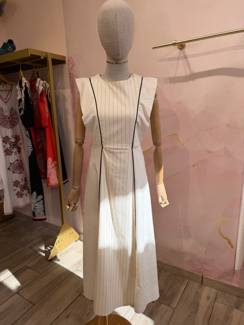 Vestido Midi Renata em Algodão e Linho