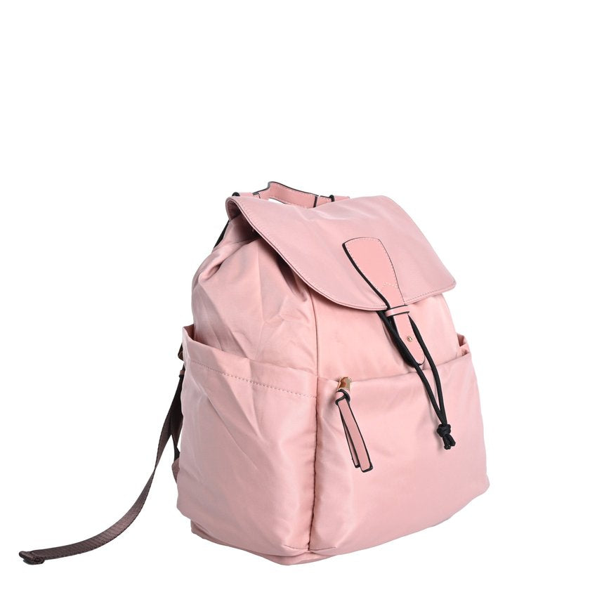 Mochila em nylon com diversos bolsos exteriores