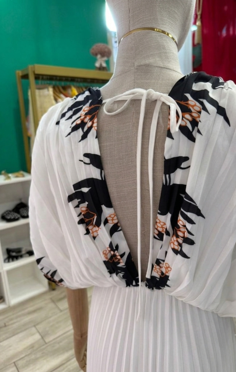 Vestido Plissado Botânico