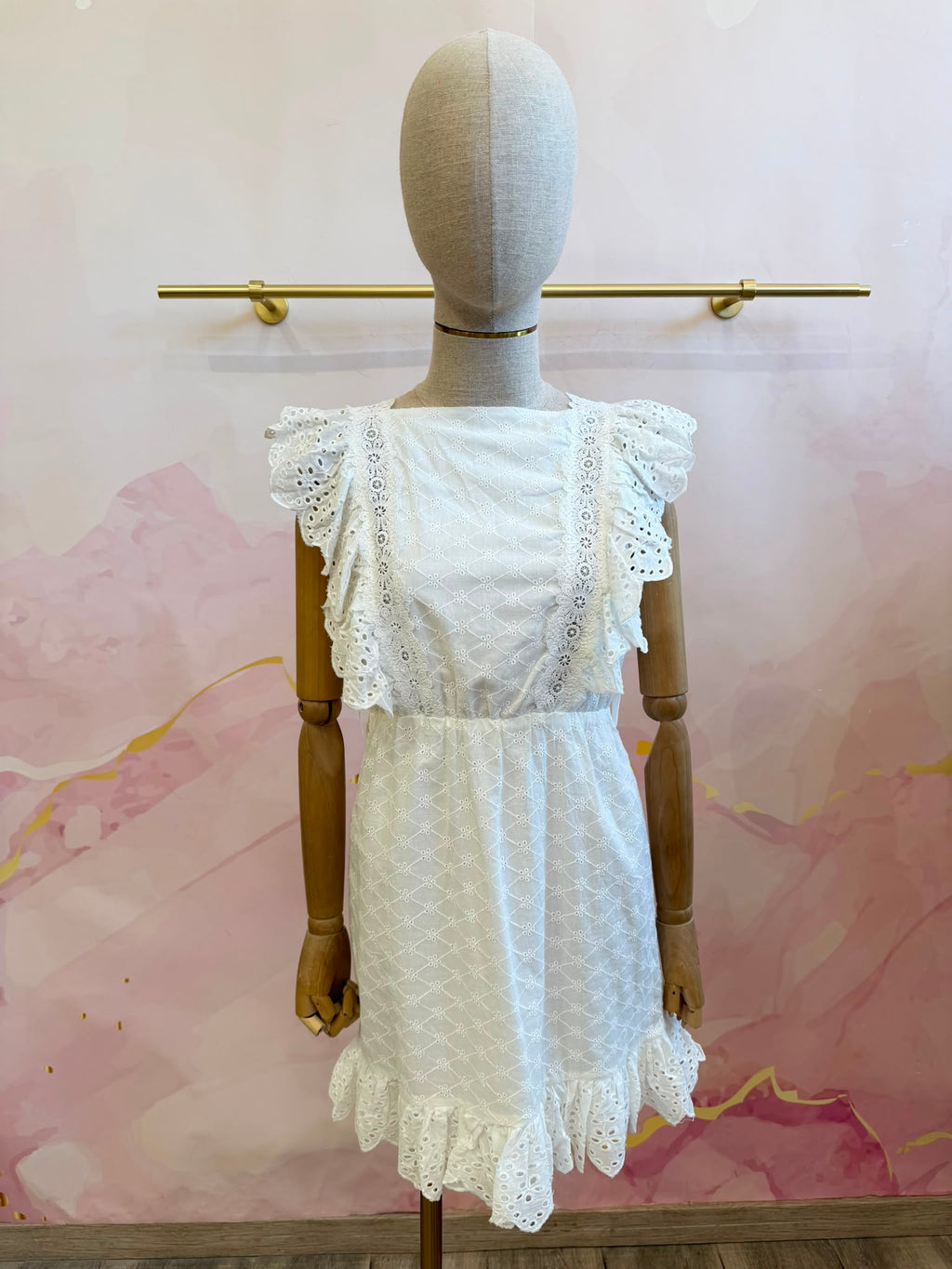 Vestido Curto Bordado Chloe